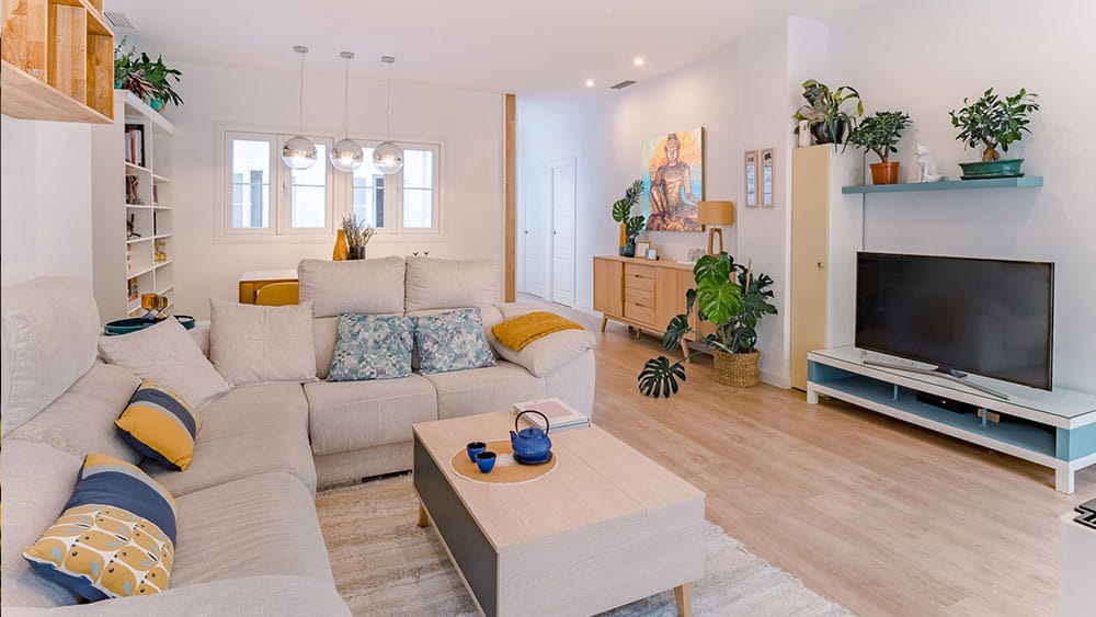 Cozy, stylish, modern living room in earthy colors.